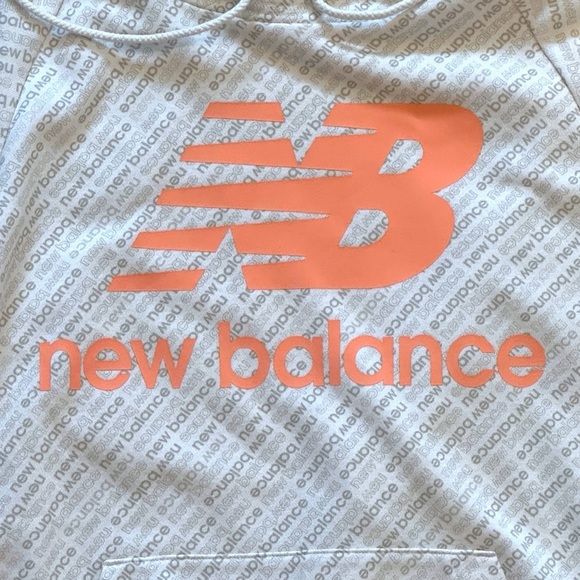 New Balance All-Over Wordmark Logo Hoodie in White/Gray/Bright Coral Men’s Small - Picture 4 of 5